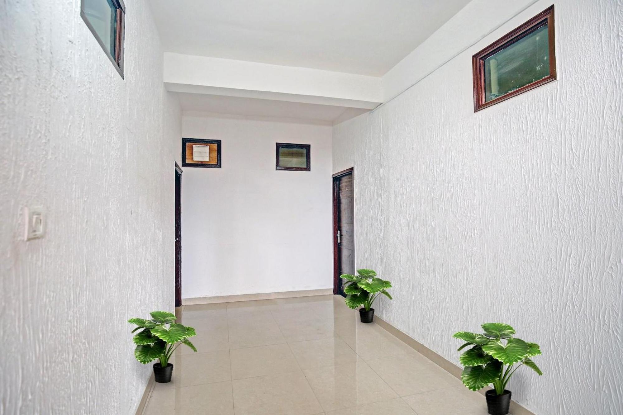 Hotel O Tableau Homestay Kandāghāt Екстериор снимка